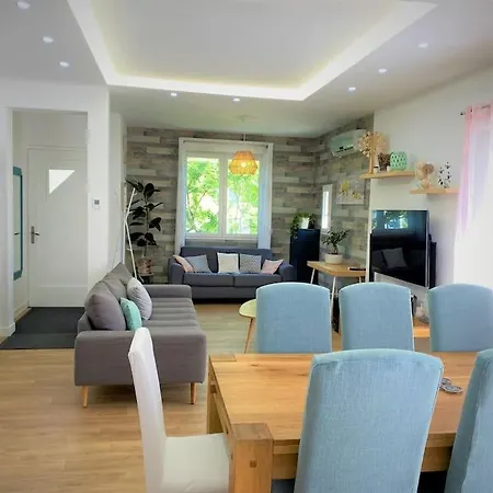 Villa Maison Avec Piscine Et Parking A 1,3km Des Plages