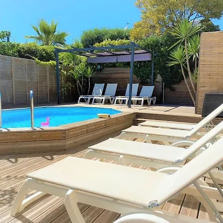 Maison Avec Piscine Et Parking A 1,3km Des Plages Villa