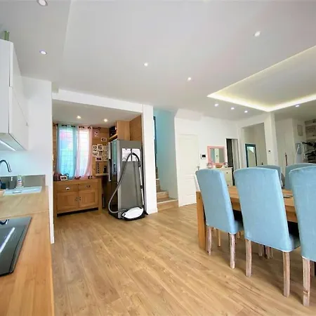 Maison Avec Piscine Et Parking A 1,3km Des Plages * Cagnes-sur-Mer