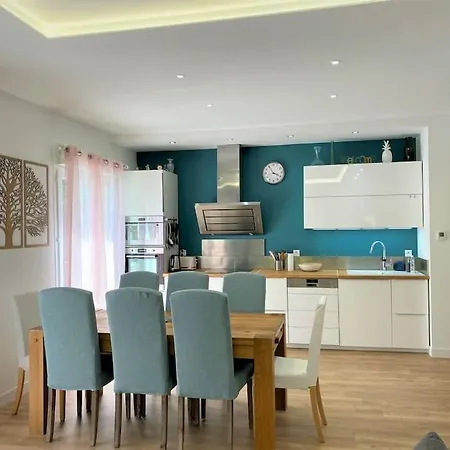Villa Maison Avec Piscine Et Parking A 1,3km Des Plages *